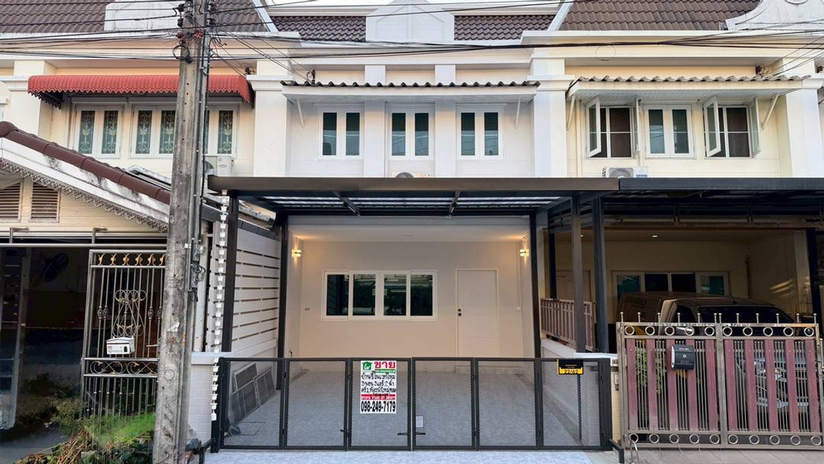 ขายทาวน์โฮมลาดกระบัง สุวรรณภูมิ : ขายด่วน ทฮ 2 ชั้น 3 ห้องนอน รีโนเวทใหม่ทั้งหมด หมู่บ้าน ดิเอ็กคลูซีฟ เฉลิมพระเกียรติ ร.9 ซอย72 ใกล้วงแหวนกาญจนาภิเษก, สนามบินสุวรรณภูมิ (Gant-285)