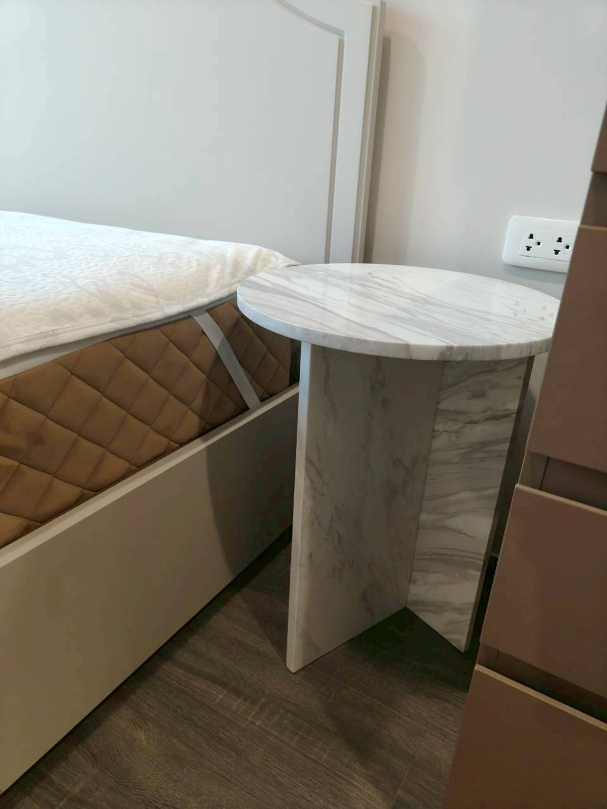 ให้เช่าคอนโดคลองเตย กล้วยน้ำไท : Line @assetcorner Welcome Co มีห้องว่างใหม่ทุกเดือน 1 Bed/ 1 Bed Plus/ 2 Bed