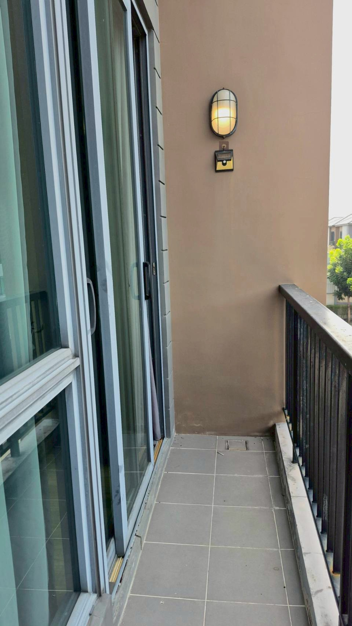 For SaleTownhomeRathburana, Suksawat : Urgent sale, 3-story townhome, decorated and ready to move in. village in the middle of the city Sathorn-Suksawat (AP Project) Soi Suksawat 39
