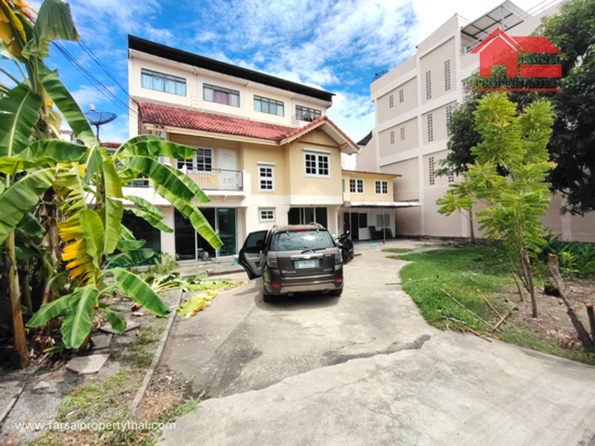 For RentHouseOnnut, Udomsuk : 2-storey detached house for rent, area 120 square meters, 4 bedrooms, 4 bathrooms, air conditioning, fully furnished, Sukhumvit Road 103, Soi Udomsuk, near Central Bangna, rental price 28,000 baht/month ( I want to work with you for a long time. 081-732-9