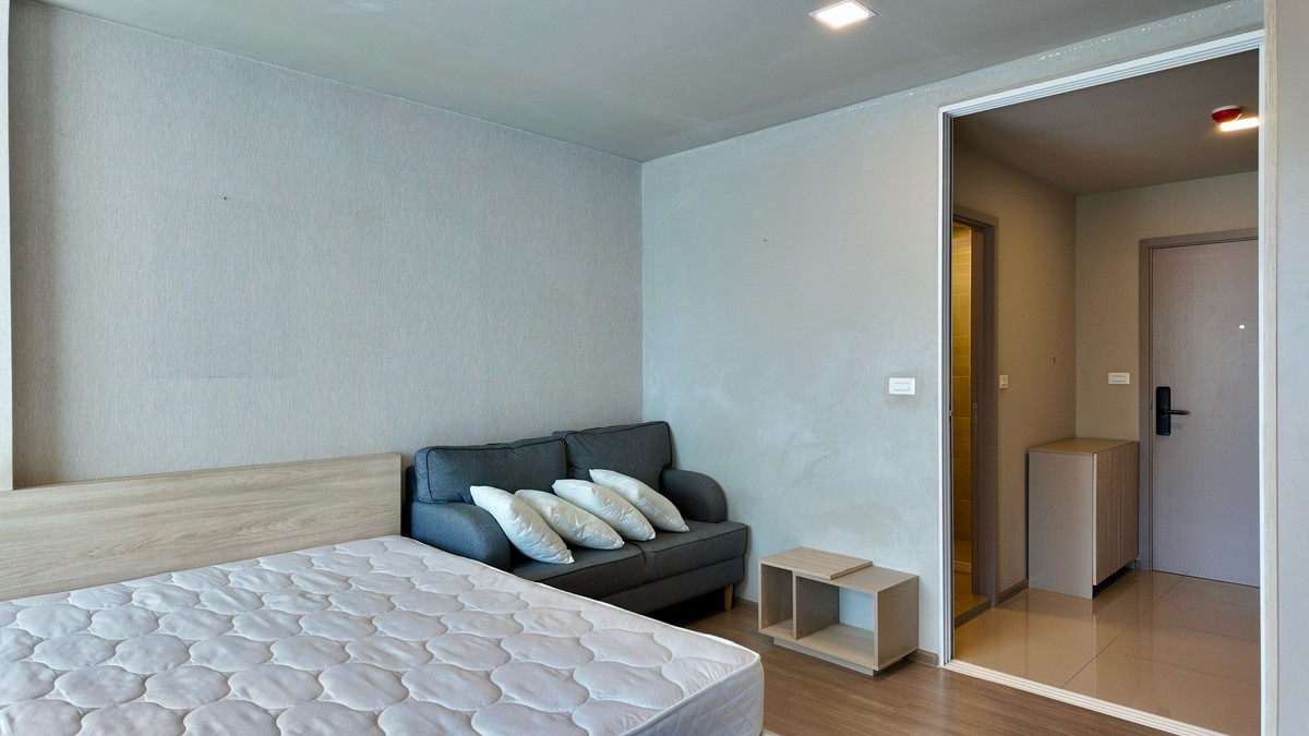 For RentCondoPinklao, Charansanitwong : For rent, D Condo Phana 28 SQM, you will receive a convenient, clean, fully furnished room with electrical appliances.