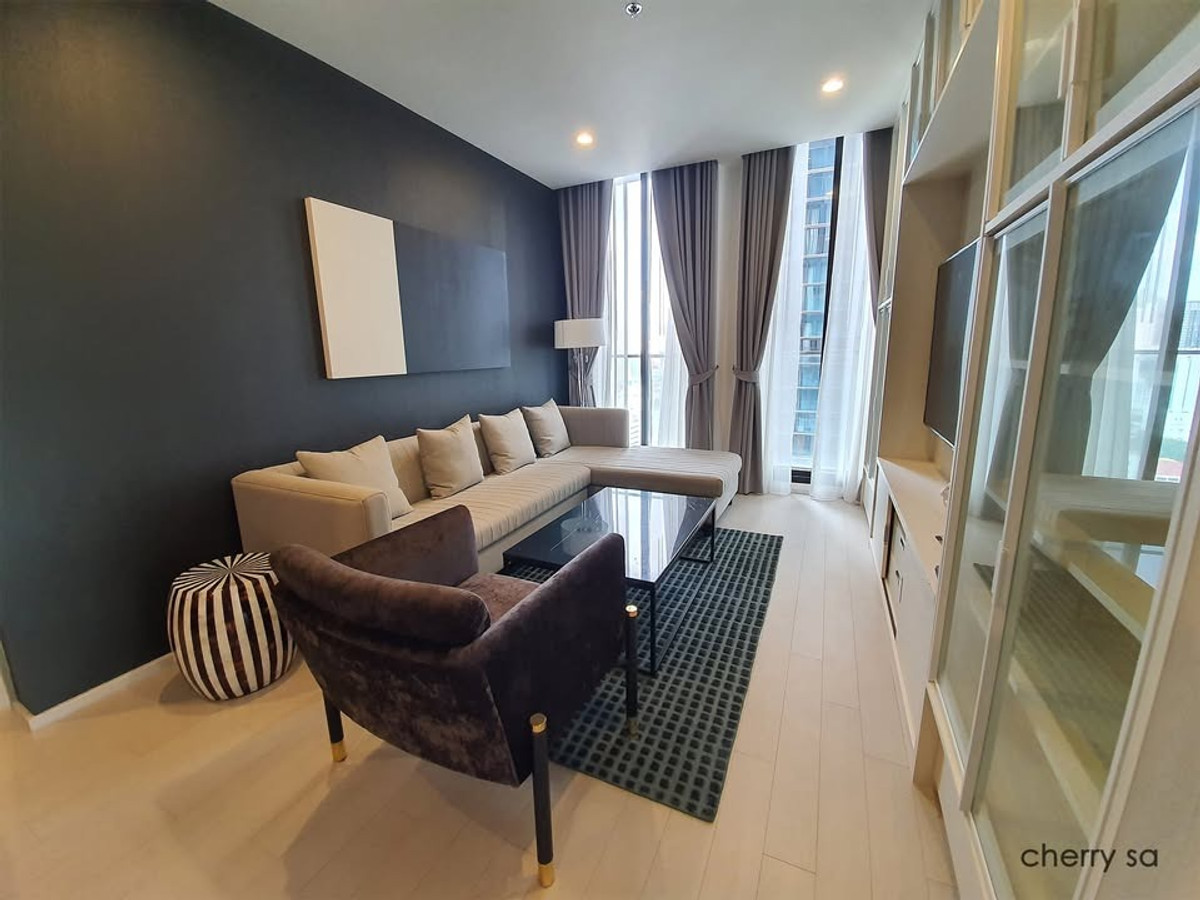 ให้เช่าคอนโดวิทยุ ชิดลม หลังสวน : ให้เช่า Noble Ploenchit 2 ห้องนอน 93 ตร.ม. ลิฟท์ส่วนตัว ติด BTS