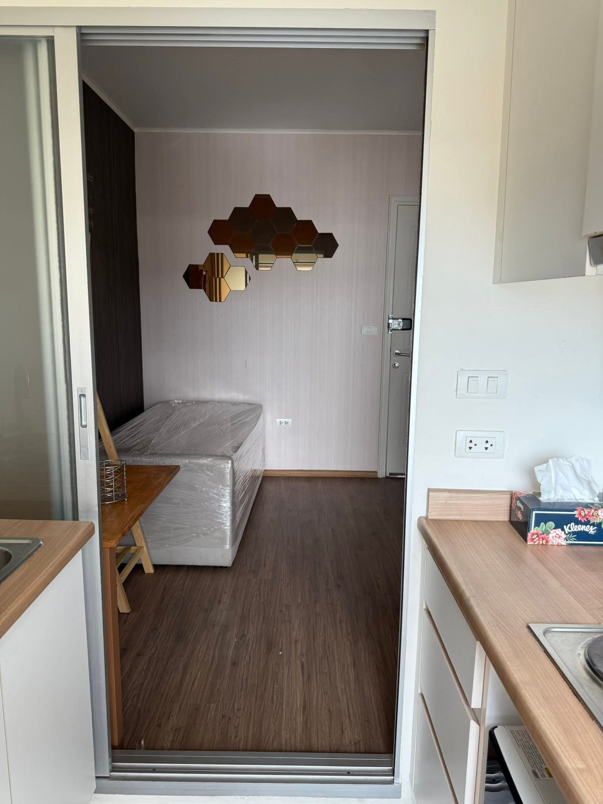 ให้เช่าคอนโดรามคำแหง หัวหมาก : ให้เช่าคอนโด U Delight หัวหมาก สเตชั่น เฟอร์ใหม่ทั้งห้อง พร้อมอยู่