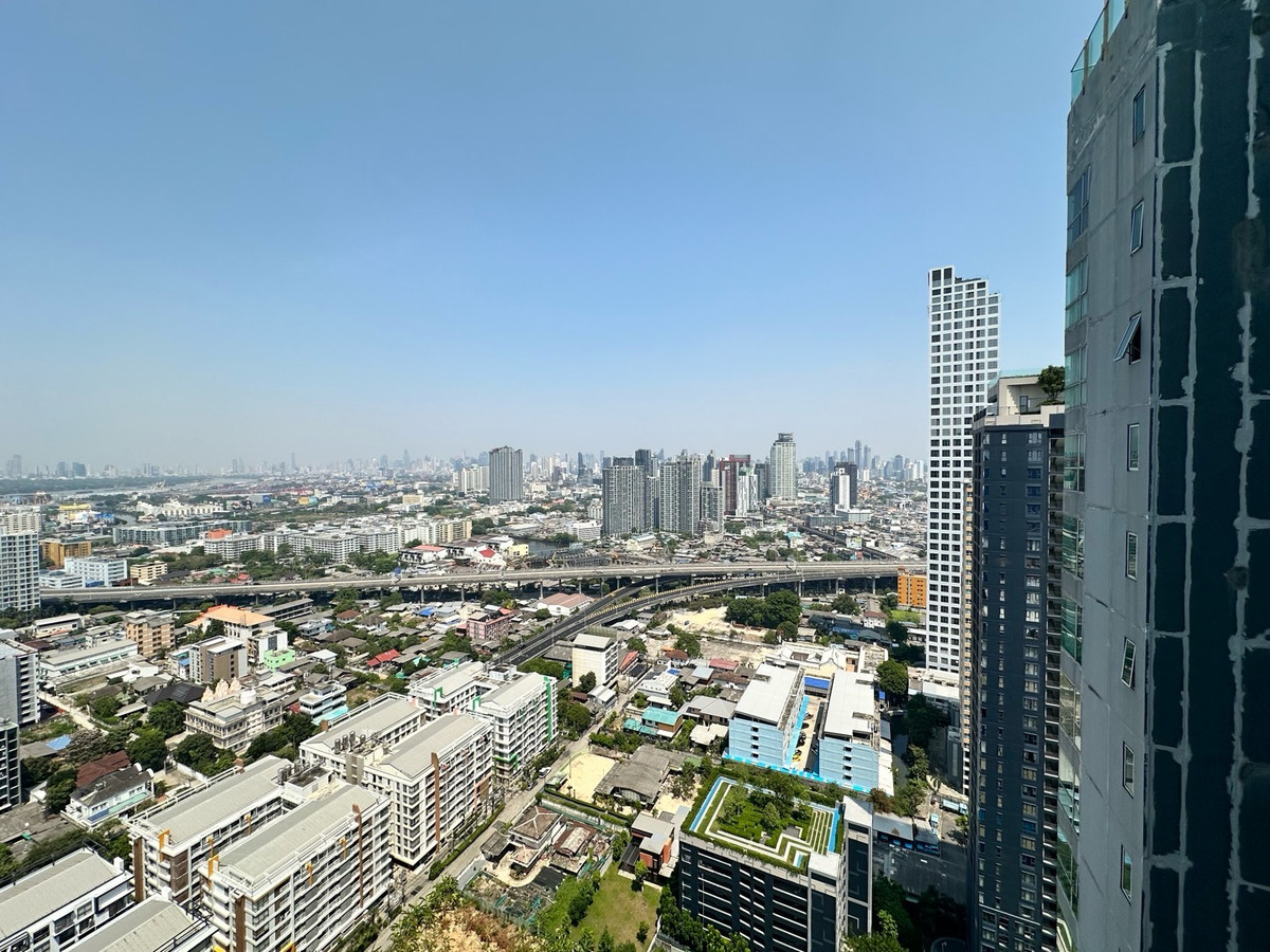For RentCondoOnnut, Udomsuk : Rhythm Sukhumvit 50 | 3 mins to BTS On Nut High floor , Nice view