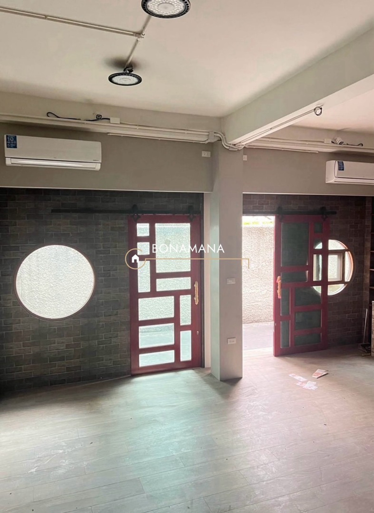 For RentShop HouseYaowarat, Banglamphu : Rent a commercial building, 1 unit, 6 floors, Yaowarat - Ratchawong, charming alleys, foreign tourist attractions, Hostel / Airbnb is Perfect rooms!