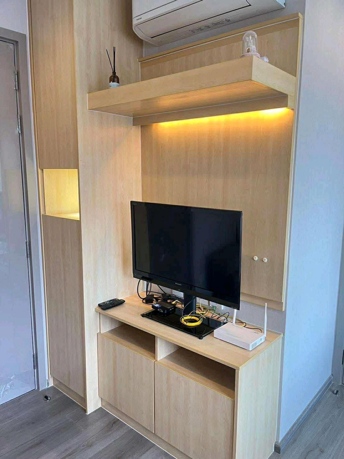 ให้เช่าคอนโดรัตนาธิเบศร์ สนามบินน้ำ พระนั่งเกล้า : ให้เช่าแต่งสวย The politan aqua ชั้น 54 วิวแม่น้ำ ครบพร้อมอยู่