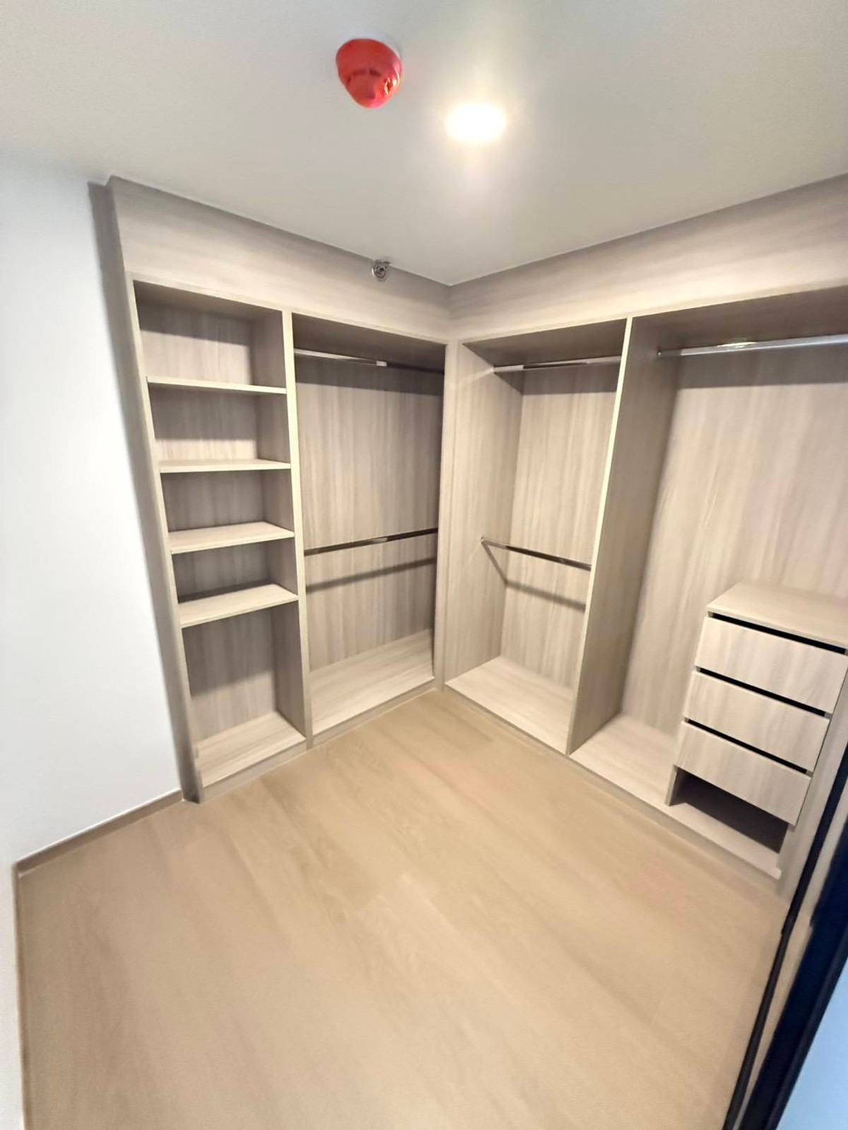 ให้เช่าคอนโดปิ่นเกล้า จรัญสนิทวงศ์ : เช่า 2 ห้องนอน 1 ห้องน้ำ ออริจิ้น เพลย์ บางขุนนนท์ ทริปเปิ้ล สเตชั่น