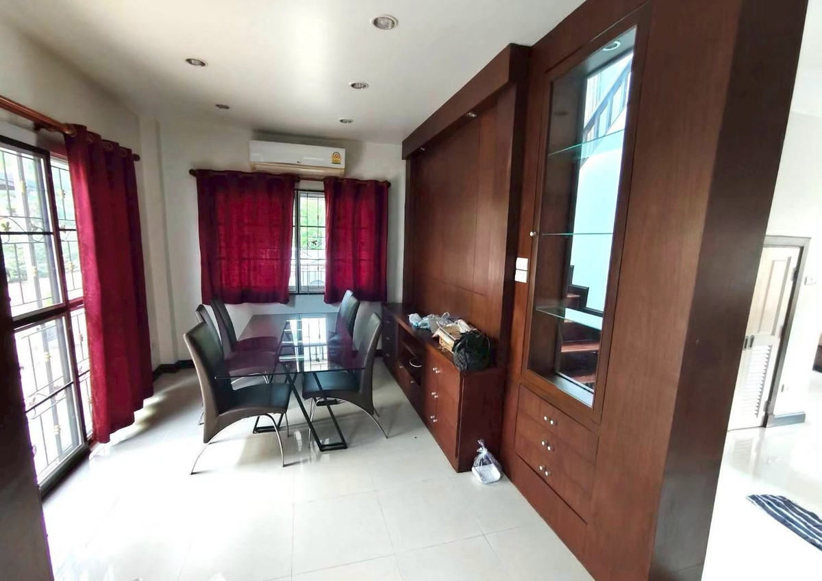 For RentHousePathum Thani,Rangsit, Thammasat : 🏡 2-story detached house for rent | Discovery Balika Khlong Si