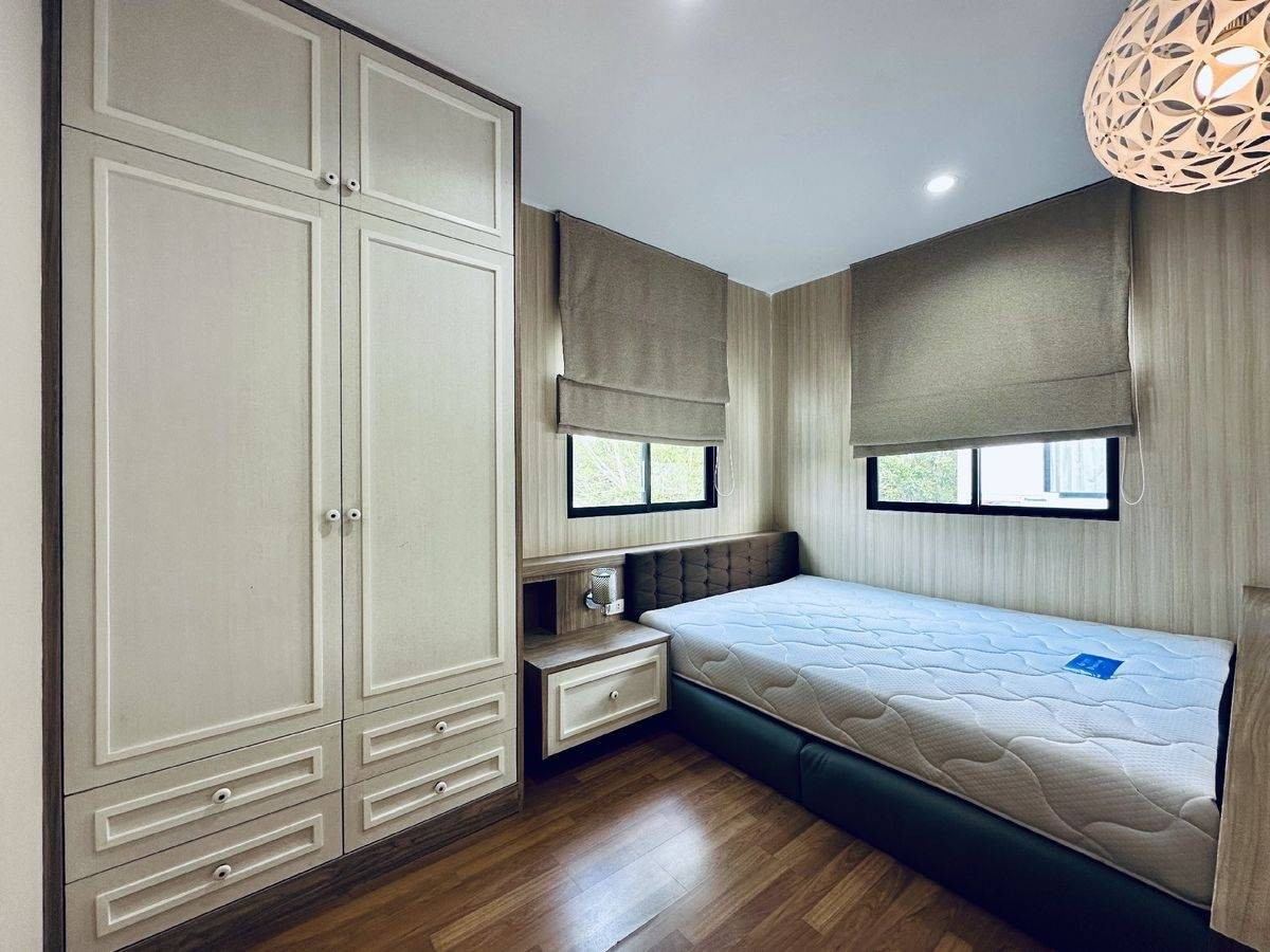 For RentTownhomeChaengwatana, Muangthong : Townhome for rent, The Connect 41 Chaengwattana - Tiwanon, near Impact Muang Thong Thani, only 5 minutes.