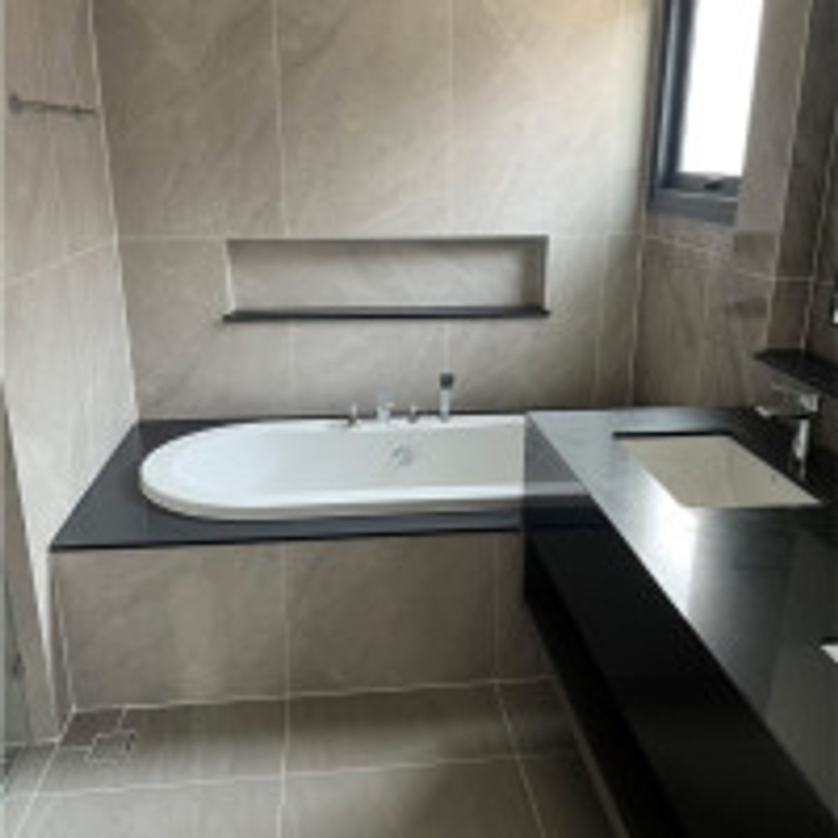 ให้เช่าบ้านบางนา แบริ่ง ลาซาล : ขายบ้านหรู THE CITY บางนา กม.7 หลังใหญ่ 326 ตร.ม. 4 นอน 5 น้ำ ทิศเหนือไม่ร้อน เฟอร์ฯ+เครื่องใช้ไฟฟ้าครบ ทำเลดีที่สุดหลัง Mega Bangna สังคมคุณภาพระดับพรีเมียม  .