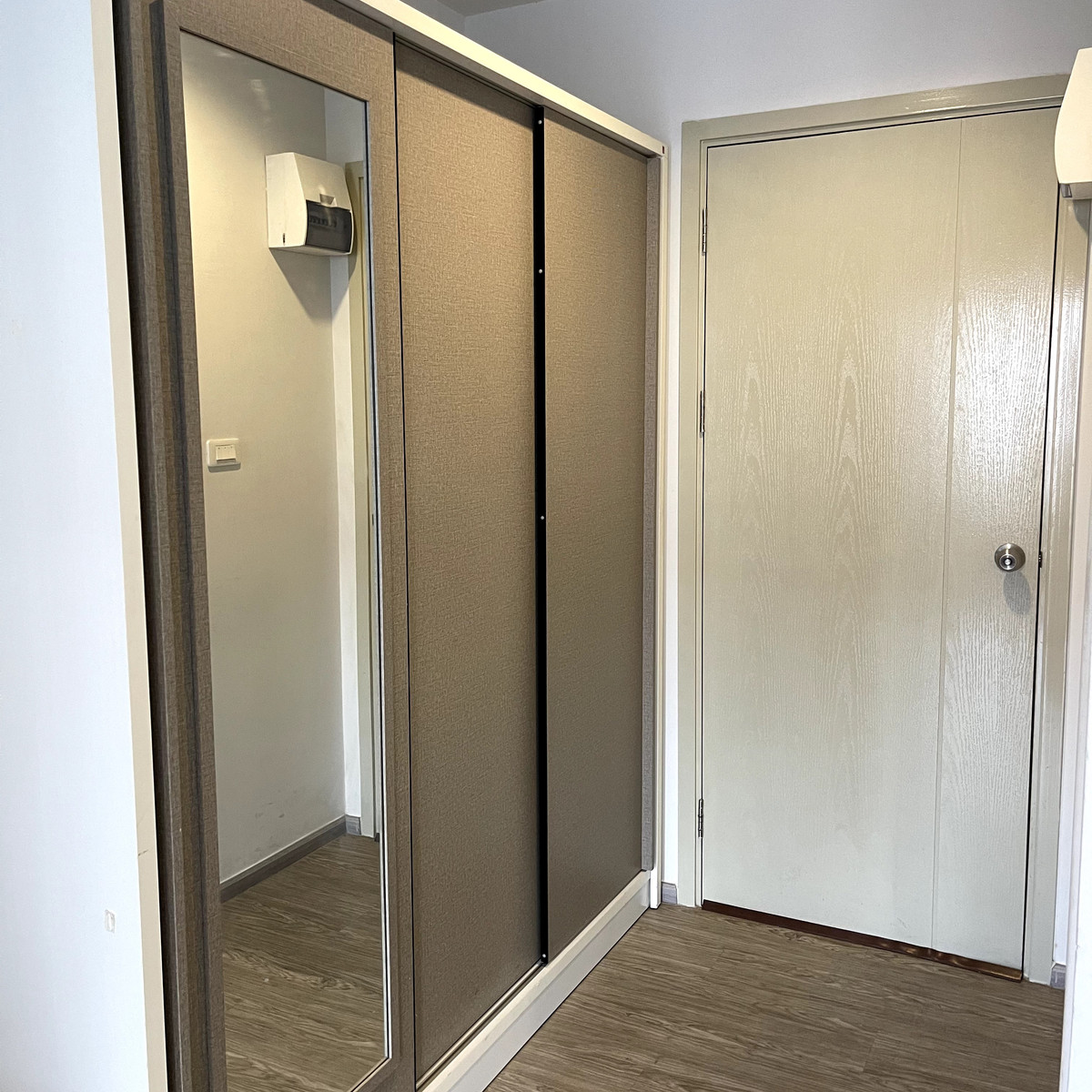 ให้เช่าคอนโดบางซื่อ วงศ์สว่าง เตาปูน : คอนโดให้เช่า - MRT บางซ่อน  —-รีเจ้นท์ โฮม  บางซ่อน 28—-