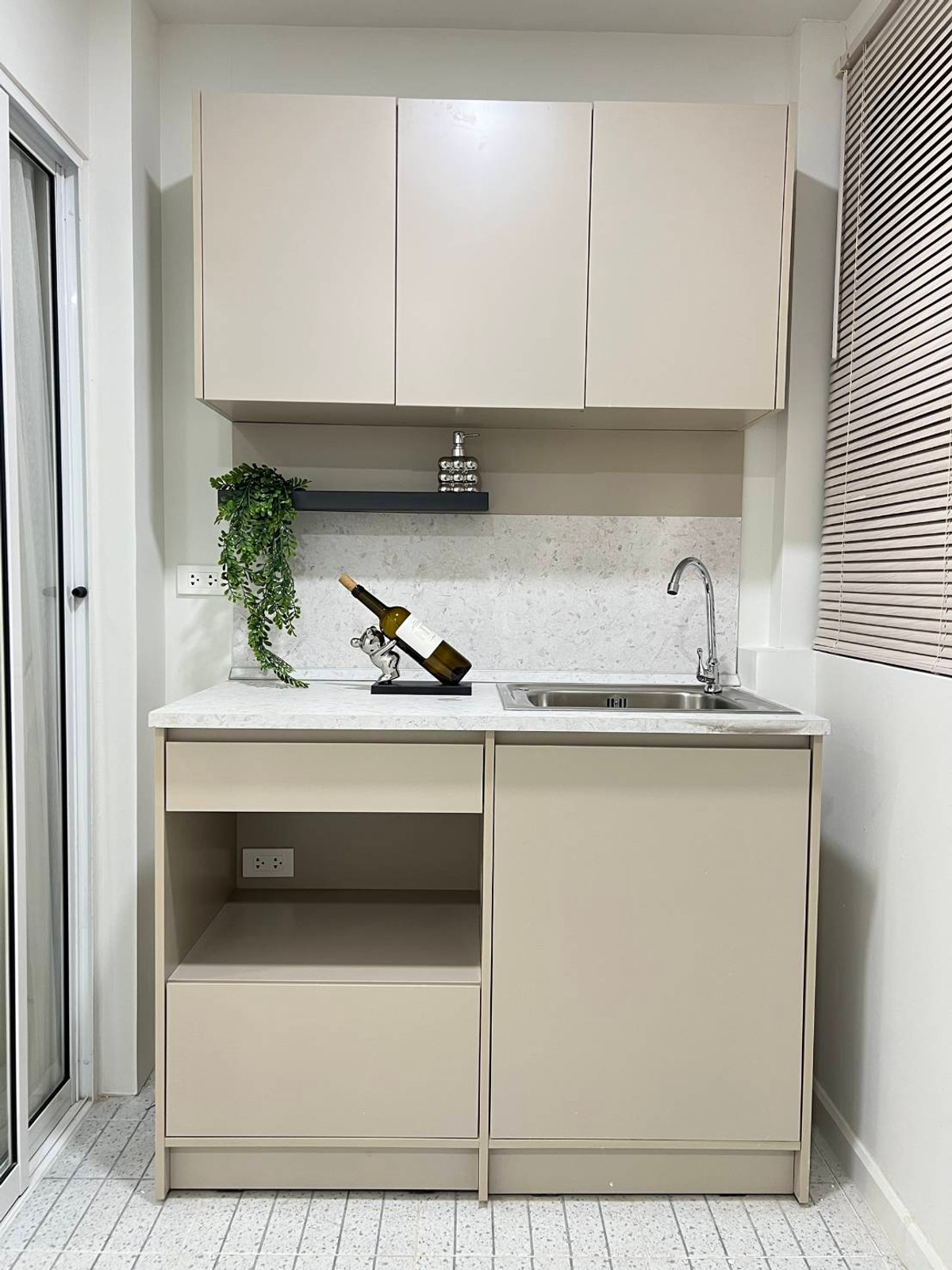 ขายคอนโดรัชดา ห้วยขวาง : 🔥ขายคอนโดสวยแต่งครบ ศรีวรา แมนชั่น x Maplemoon 40 ตรว.ชั้นสูง พร้อมอยู่ ลงทุนคุ้ม