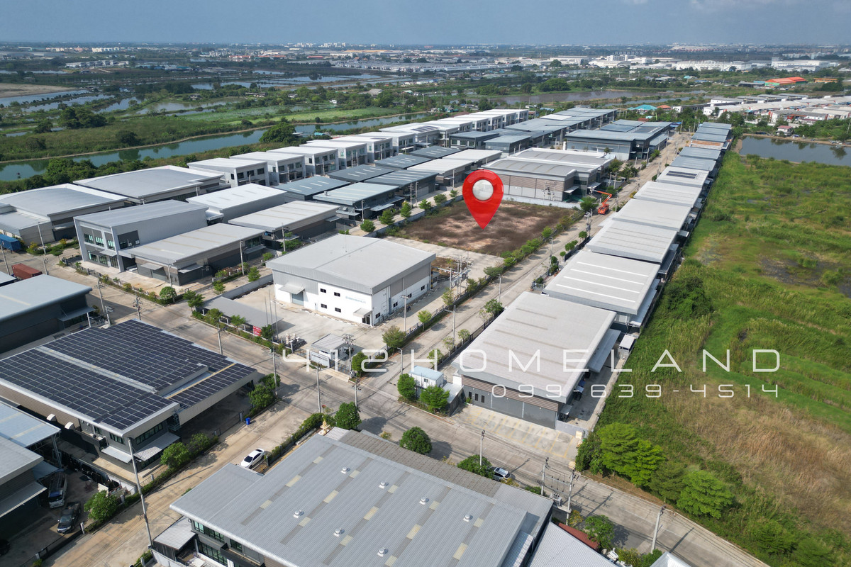 For SaleLandSamut Prakan,Samrong : Land for sale, area 2-0-74 rai, beautiful plot, water and electricity ready, large vehicles easy to get in and out. Supports production, warehouse, Bang Phriang, Samut Prakan