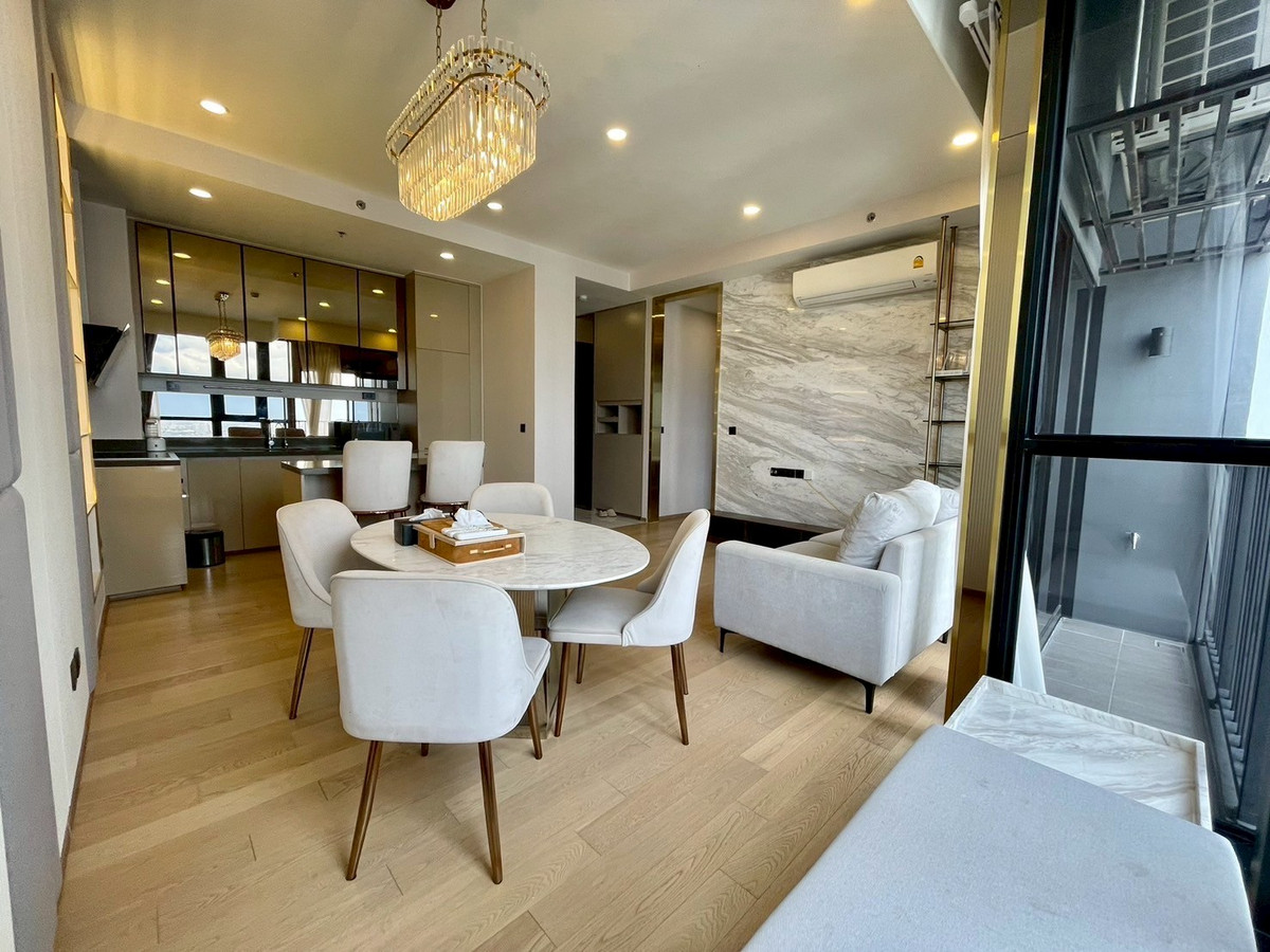 ขายคอนโดสุขุมวิท อโศก ทองหล่อ : 🏙️ ขายขาดทุน !!!💥 3 BR 100 ตร.ม. Park Origin Thonglor 💥 24.9 ล้านบาท 📈 Yield ปล่อยเช่า 4%/ปี 🏢 100 ตร.ม. 🛏️ 3 ห้องนอน 3 ห้องน้ำ 🤝 Co-agent