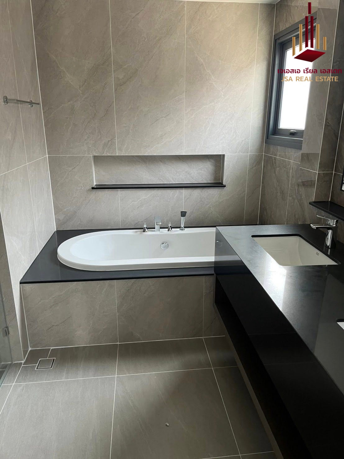 ให้เช่าบ้านบางนา แบริ่ง ลาซาล : ✨ For Rent:  The City Bangna 3✨  💰 Only 160,000 THB/month