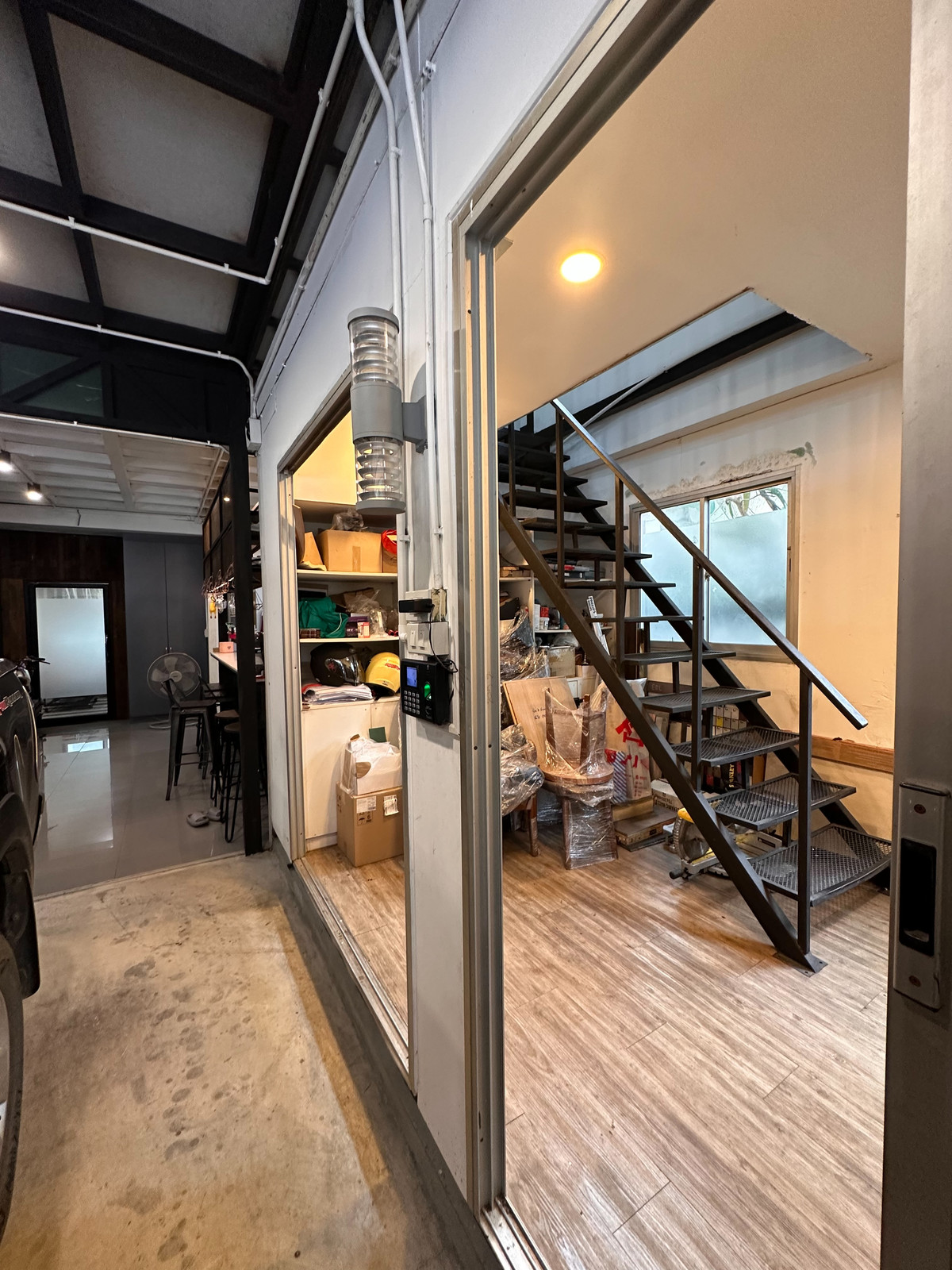 ขายที่ดินโชคชัย4 ลาดพร้าว71 : ที่ดิน ซอยลาดพร้าว 94 / 52 ตร.ว. (ขาย), Land Soi Lat Phrao 94 / 52 Sq.wah (FOR SALE) TPM374