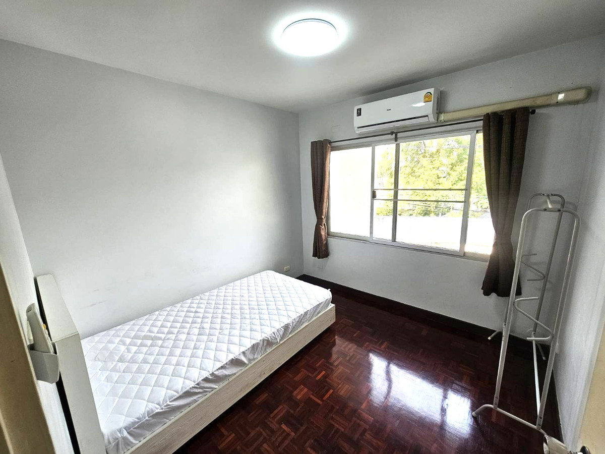 For RentCondoSamut Prakan,Samrong : Condo for rent, Baan Suan Than, Soi Sri Dan 22.