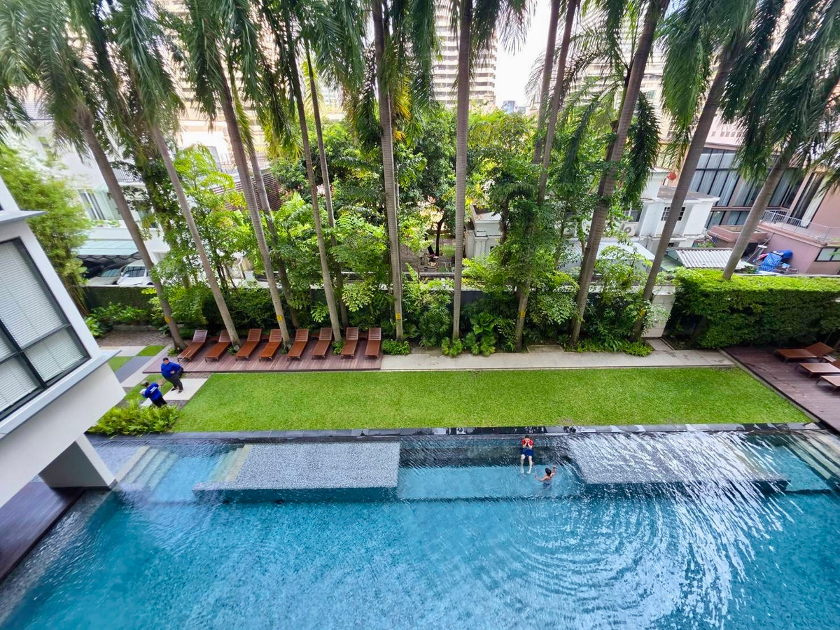 คอนโดสุขุมวิท อโศก ทองหล่อ : Domus Sukhumvit 16: 2+1 bed 3bath 167sqm. Sell: 45,000,000 Rent: 110,000/mth. Am: 0656199198