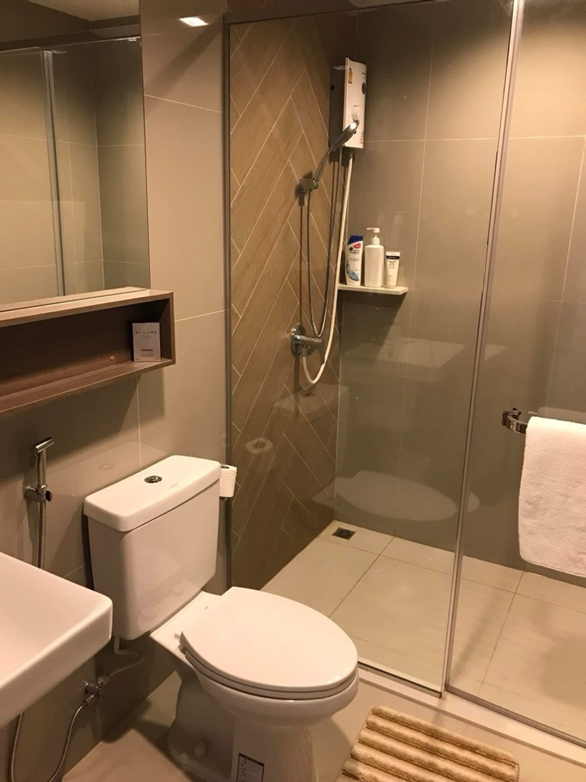 คอนโดลาดพร้าว เซ็นทรัลลาดพร้าว : #Z5134💥 060469 🔥ให้เช่าคอนโด THE LINE Phahonyothin Park