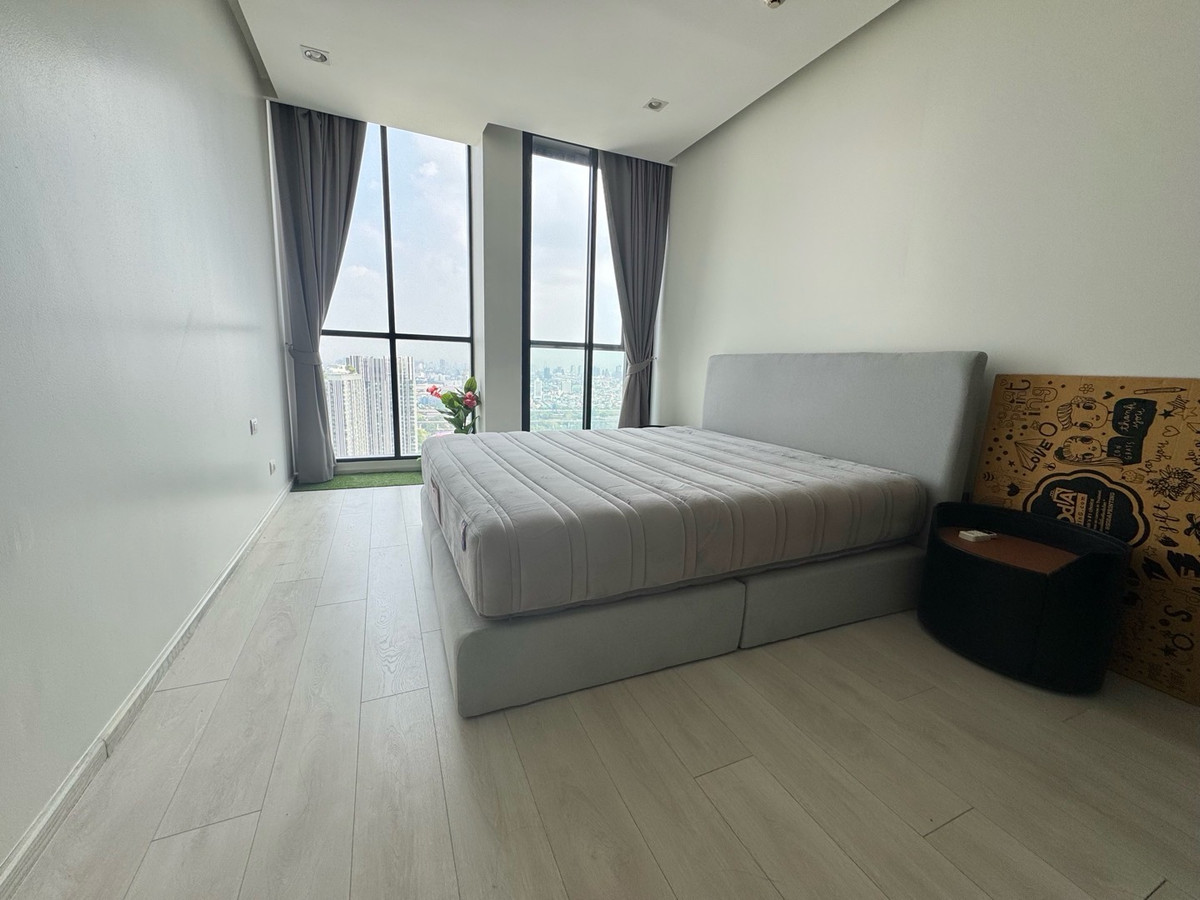 ให้เช่าคอนโดวิทยุ ชิดลม หลังสวน : Noble Ploenchit