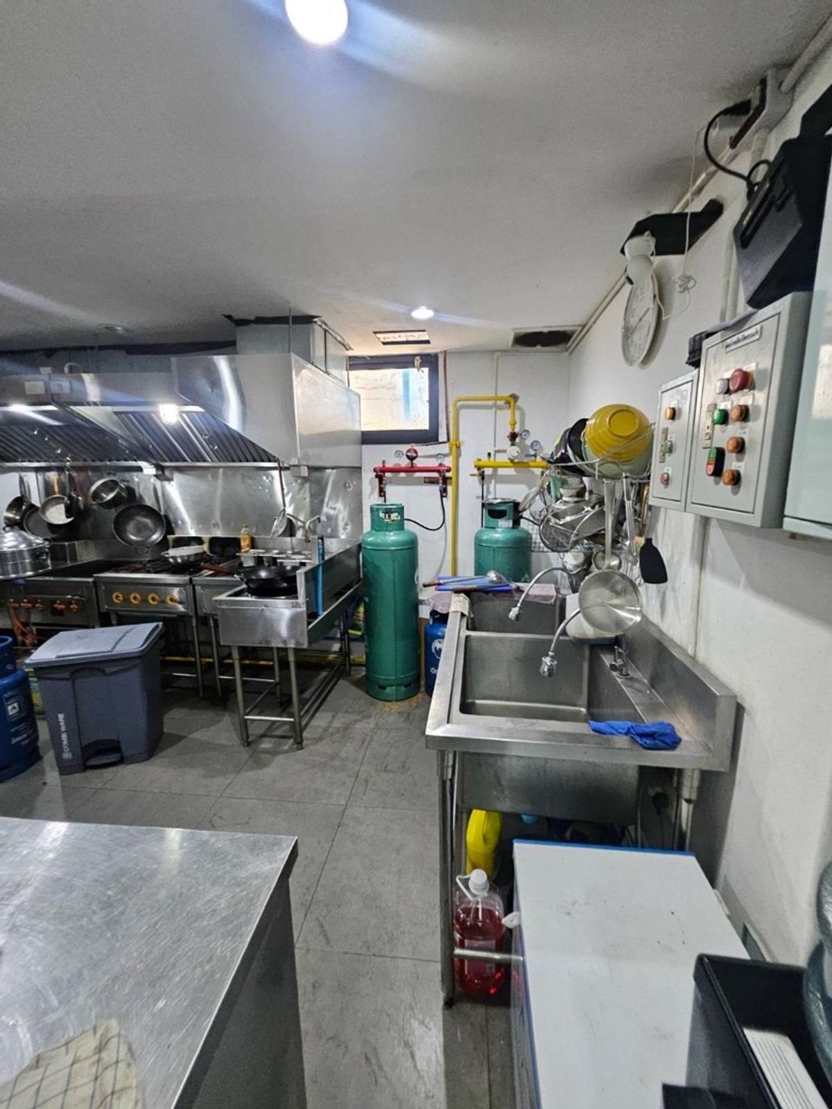 For RentShop HouseSukhumvit, Asoke, Thonglor : ✨ For Rent |📍 Park Avenue (1st floor)
Area size 70 sq m., ground floor, convenient travel, good location.