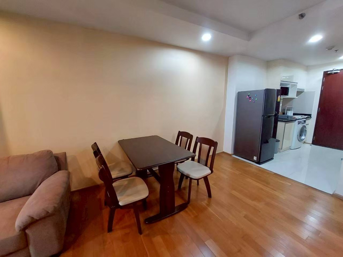 ขายคอนโดลาดพร้าว เซ็นทรัลลาดพร้าว : ขายถูกที่สุด 🔥 The Line ตึก A หลังโลตัส 1 ห้องนอน 45sqm ห้องขนาดใหญ่ เพียง 3.59 ล้านบาทเท่านั้น 📞 สนใจเข้าชมห้อง โทรเลย 065-2614622 แทมมี่