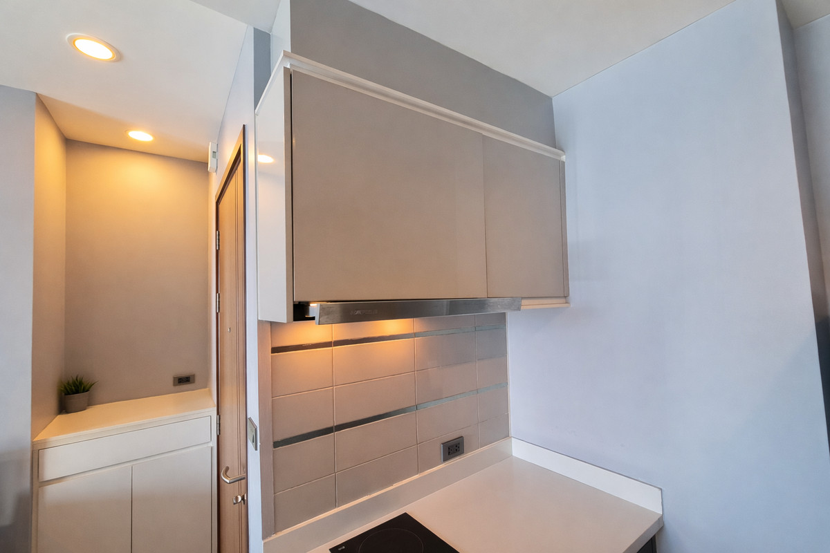 CondoOnnut, Udomsuk : Rare Unit! Big room 41 sq m. Wyne By Sansiri near BTS Phra Khanong 🚇 Call now 063-6165390