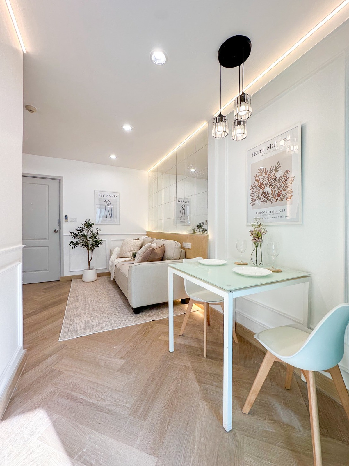 ขายคอนโดบางนา แบริ่ง ลาซาล : 🔥 [HOT DEAL] ลดแรง 2 แสน!  🌟 ขาย iCondo สุขุมวิท 105 (ลาซาล)  🍳 ครัวแยกกั้นกระจก  🎁 เฟอร์ฯ ใหม่ครบพร้อมอยู่ !