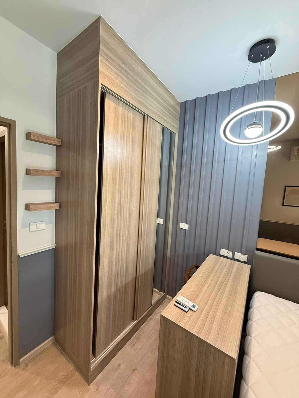 ให้เช่าคอนโดท่าพระ ตลาดพลู วุฒากาศ : ⚜️ปล่อยเช่า Altitude Unicorn Sathorn - Thapra (อัลติจูด ยูนิคอร์น สาทร - ท่าพระ) สนใจสอบถาม แอดไลน์ 🆔  𝐈𝐃 𝐋𝐢𝐧𝐞 : @glorious1 หรือ https://lin.ee/897Debr โทร 099 498 2461