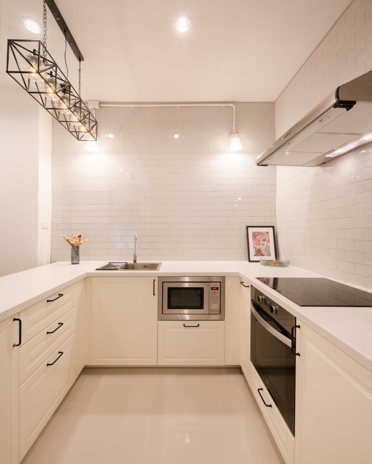 ให้เช่าทาวน์โฮมสมุทรปราการ สำโรง : หมู่บ้านศิริคาม (Sirikham Village) สุขุมวิท 72 ตั้งอยู่ในซอยสุขุมวิท 72 ตำบลสำโรงเหนือ