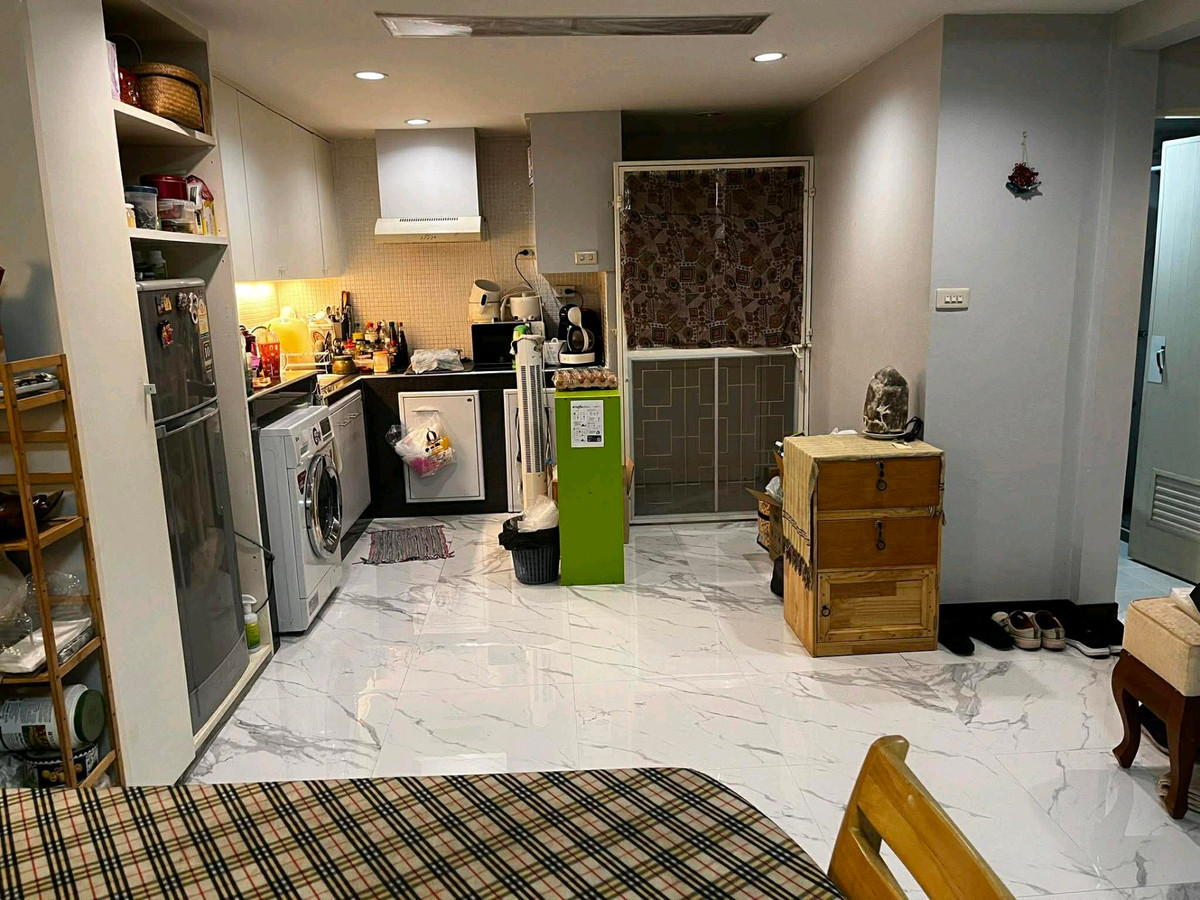 ขายคอนโดอ่อนนุช อุดมสุข : ขายด่วน บ้านอ่อนนุช คอนโดมิเนี่ยม 
76 ตร.ม. 2 ห้องนอน ราคาพิเศษ 2,300,000 บาท 