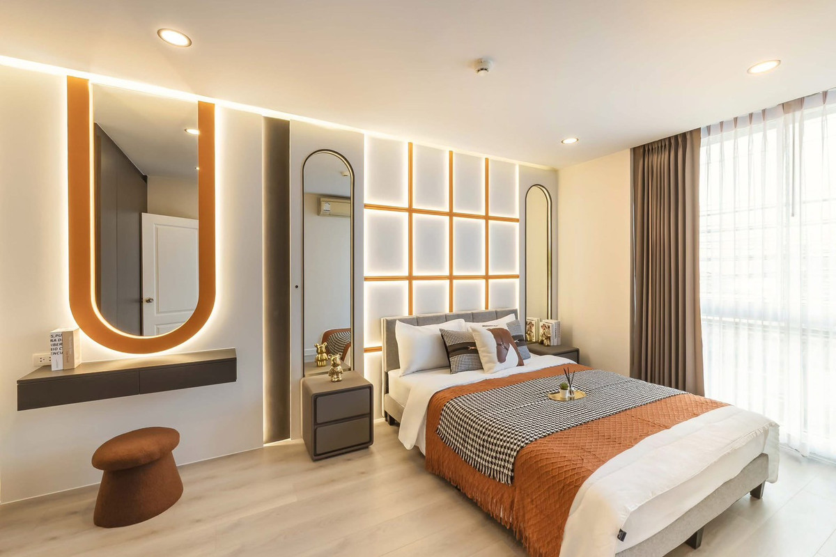 For SaleCondoKasetsart, Ratchayothin : #Ratchayothin ✨Large room 𝟑𝟕 sq m || 🚝 Walking distance to #𝐁𝐓𝐒Phahon Yothin 𝟐𝟒 || Near #Major Ratchayothin || Installments only 𝟖,𝐱𝐱𝐱 baht.