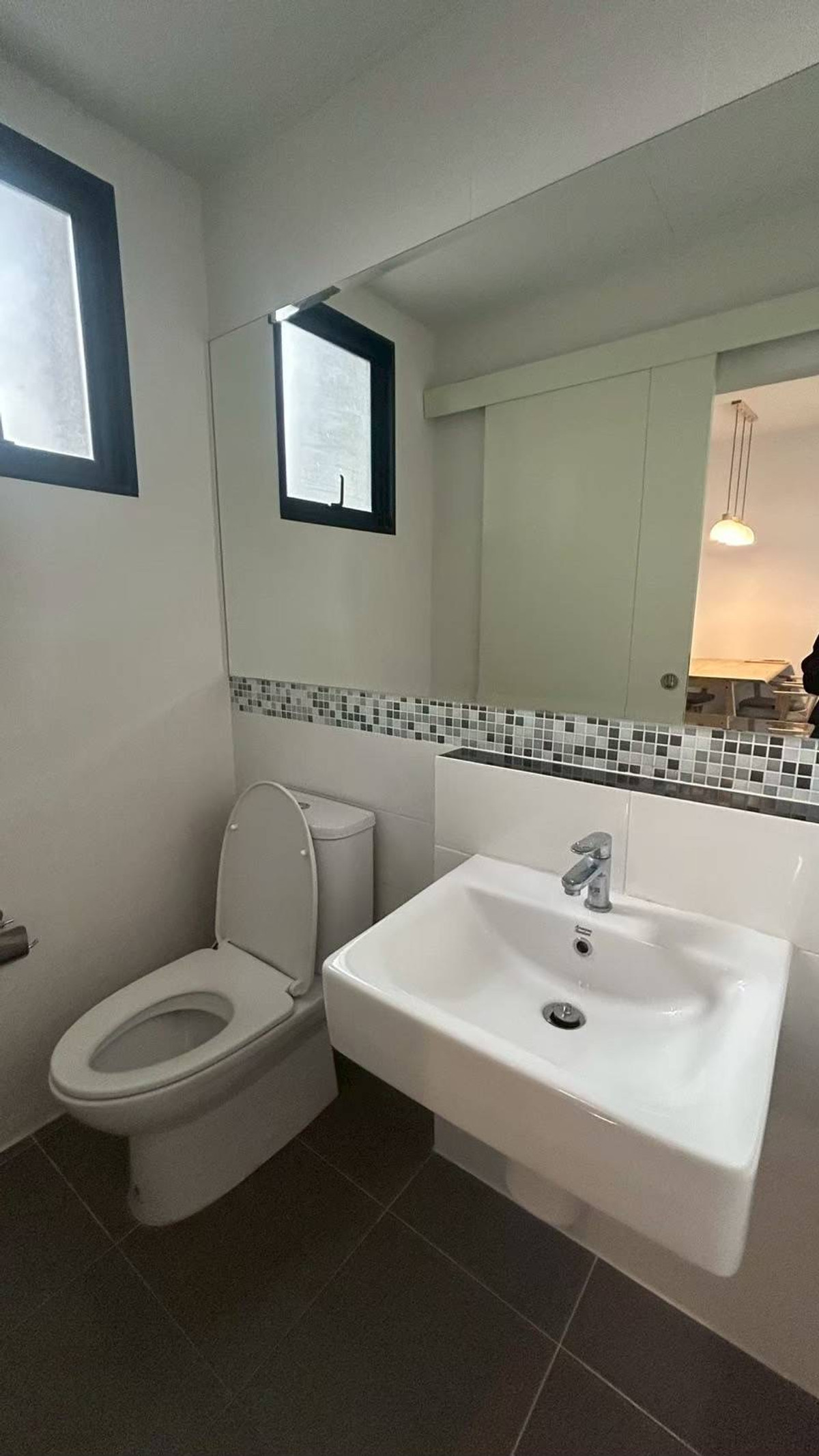 ให้เช่าทาวน์โฮมนวมินทร์ รามอินทรา : ให้เช่าทาวน์โฮม บ้านกลางเมือง รามอินทรา เฟอร์ครบ ใกล้รถไฟฟ้า MRT คู้บอน และแฟชั่นไอซ์แลนด์