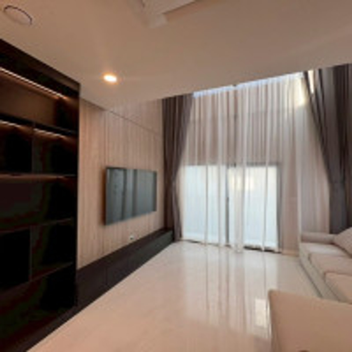 ให้เช่าบ้านบางนา แบริ่ง ลาซาล : ขายบ้านหรู THE CITY บางนา กม.7 หลังใหญ่ 326 ตร.ม. 4 นอน 5 น้ำ ทิศเหนือไม่ร้อน เฟอร์ฯ+เครื่องใช้ไฟฟ้าครบ ทำเลดีที่สุดหลัง Mega Bangna สังคมคุณภาพระดับพรีเมียม  .