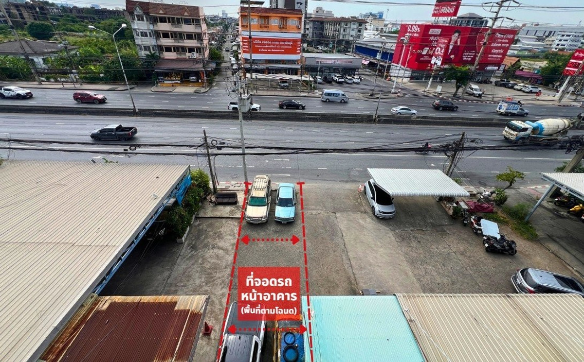 For RentShop HouseMin Buri, Romklao : Prime Commercial Building for Rent – Suwinthawong Main Road (Corner of Soi Sam Wa)