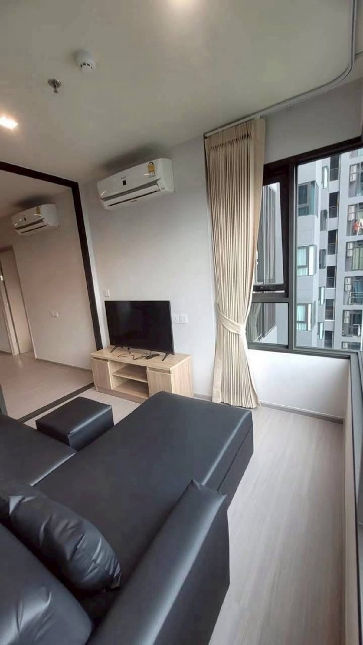 ให้เช่าคอนโดท่าพระ ตลาดพลู วุฒากาศ : ให่เช่า Life Sathorn Sierra 40 ตร.ม. 18,500 บาท/เดือน 