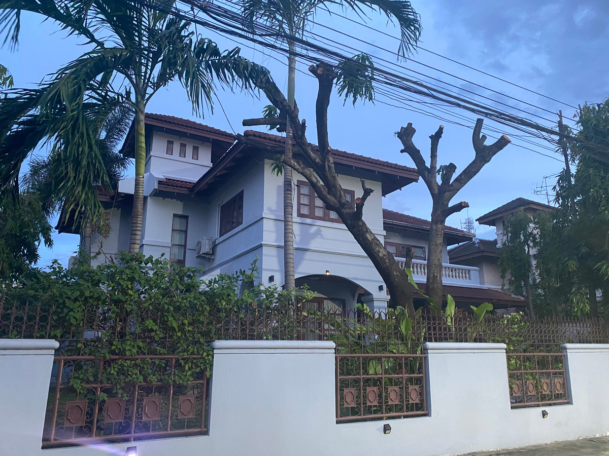 ขายบ้านพัฒนาการ ศรีนครินทร์ : เพียง800 เมตร จากสถานีศรีอุดม บ้านเดี่ยว 98.9 ตารางวา 