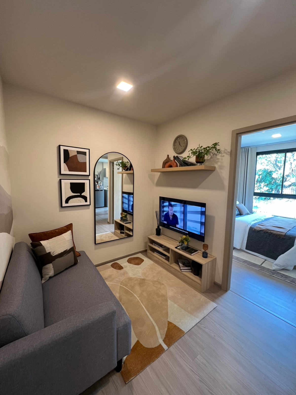 For RentCondoChaengwatana, Muangthong : New condo, new room, ready to move in, Vay Chinnakhet (Way Chinnakhet), fully furnished, near Dhurakij Pundit University (DPU).