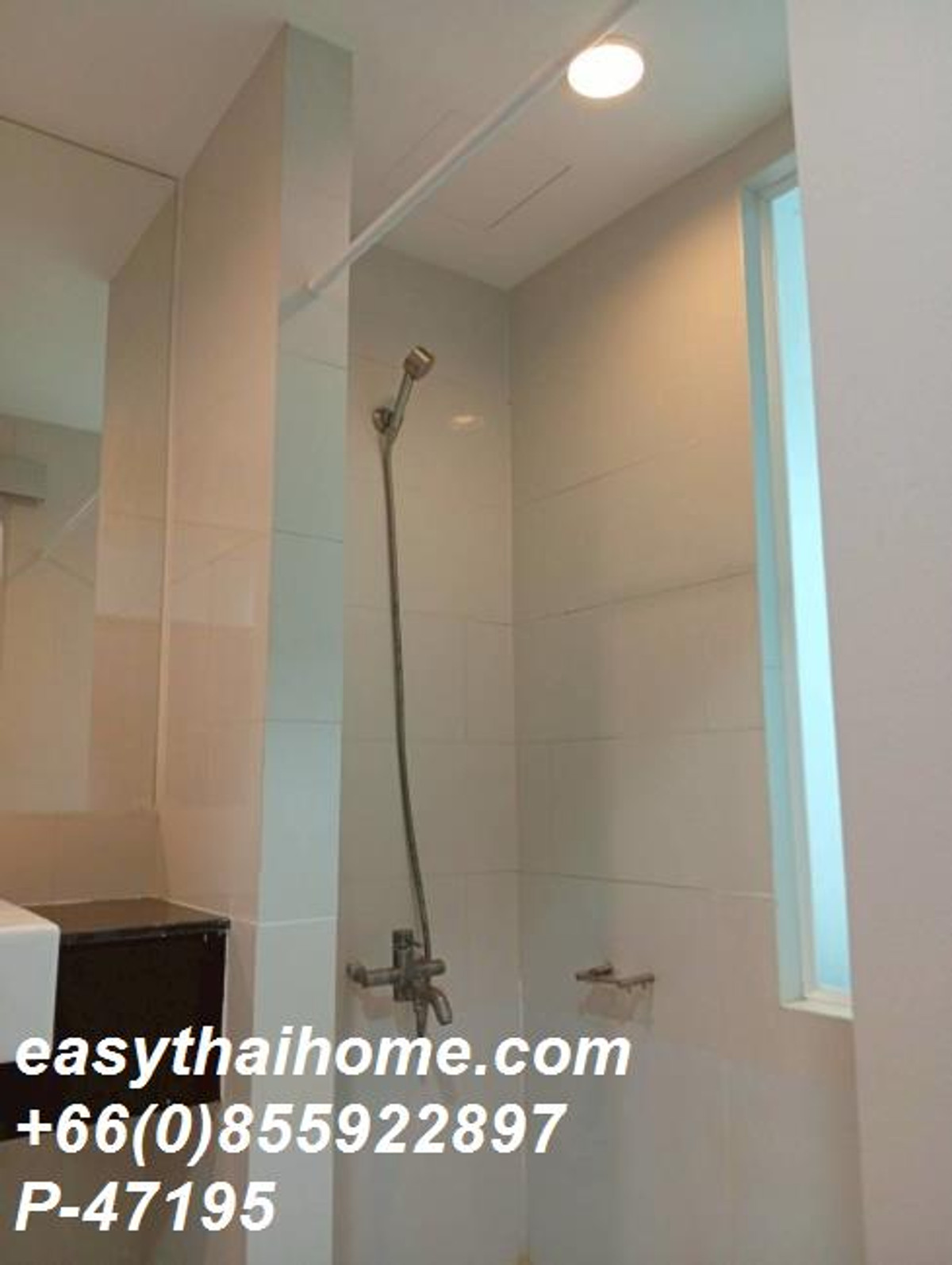 For RentCondoWongwianyai, Charoennakor : P-47195 IDEO Blucove Sathorn: Stunning City View 1-Bedroom for Rent Near Wongwian Yai  BTS  - 12,000 THB Line Id: @easythaihome 085-592-2897