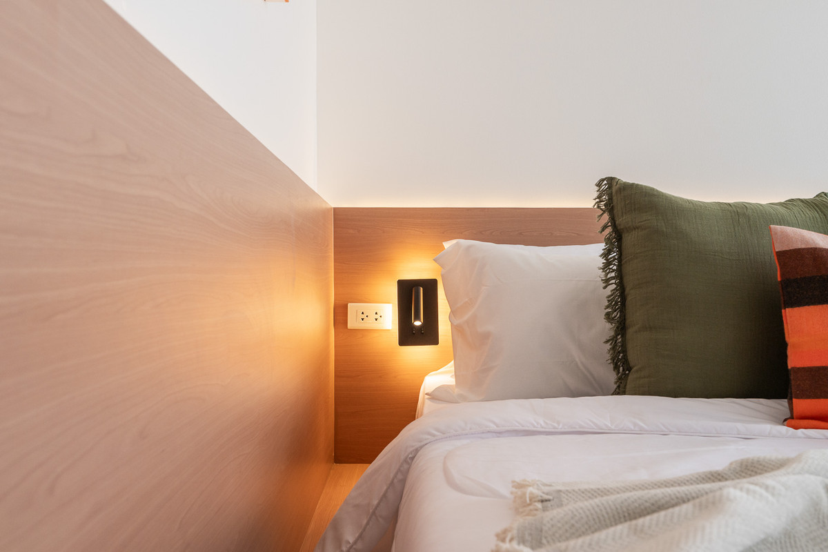 ขายคอนโดลาดพร้าว เซ็นทรัลลาดพร้าว : 🚀 The issara Ladprao - 34ตรม. สตูดิโอ รีโนเวทใหม่ 092-545-6151 (ทีม)