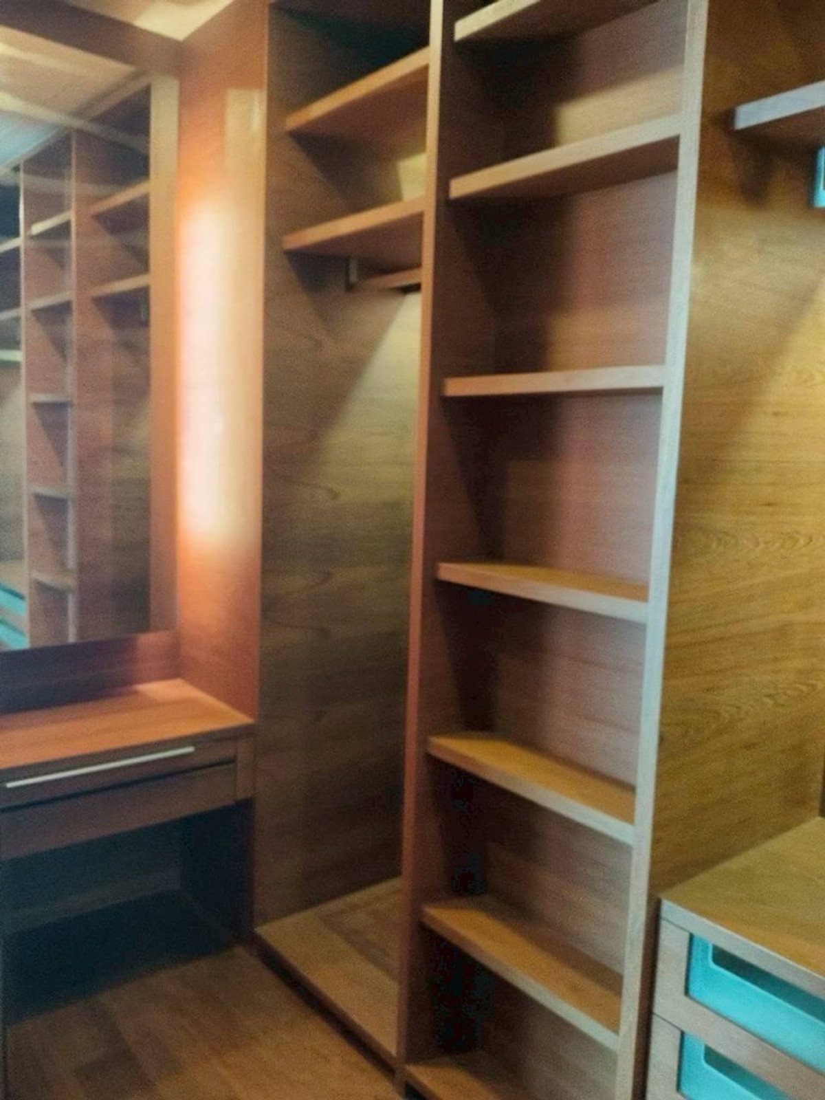 For RentCondoSathorn, Narathiwat : The Sukhothai Residences, luxury condo in the heart of the city, near BTS Saladaeng.