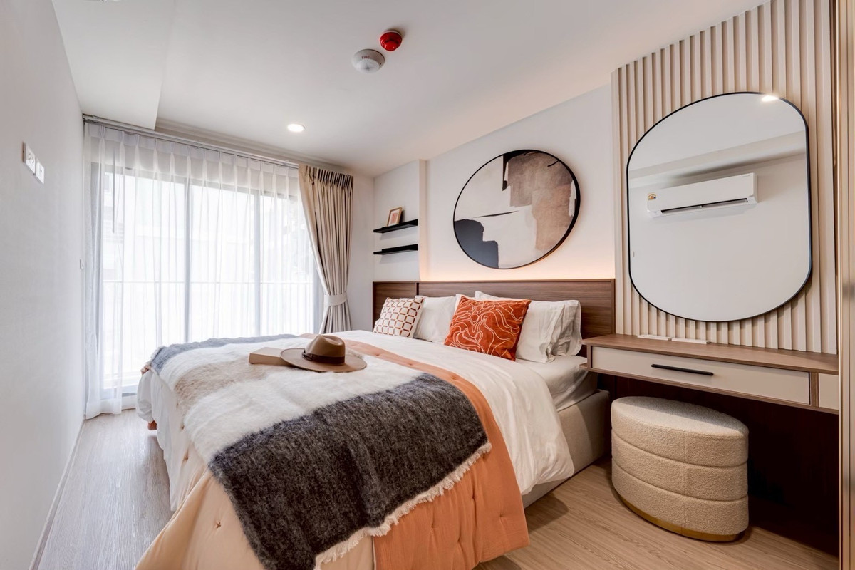 ขายคอนโดรัชดา ห้วยขวาง : 𝐅𝐑𝐄𝐄 เงินดาวน์ 𝐎 บาท 𝐊𝐋𝐎𝐒 𝐑𝐀𝐓𝐂𝐇𝐀𝐃𝐀  ผ่อนสบายๆ 𝟖,𝟗𝟎𝟎/เดือน ห้องใหม่ จากโครงการโดยตรง 