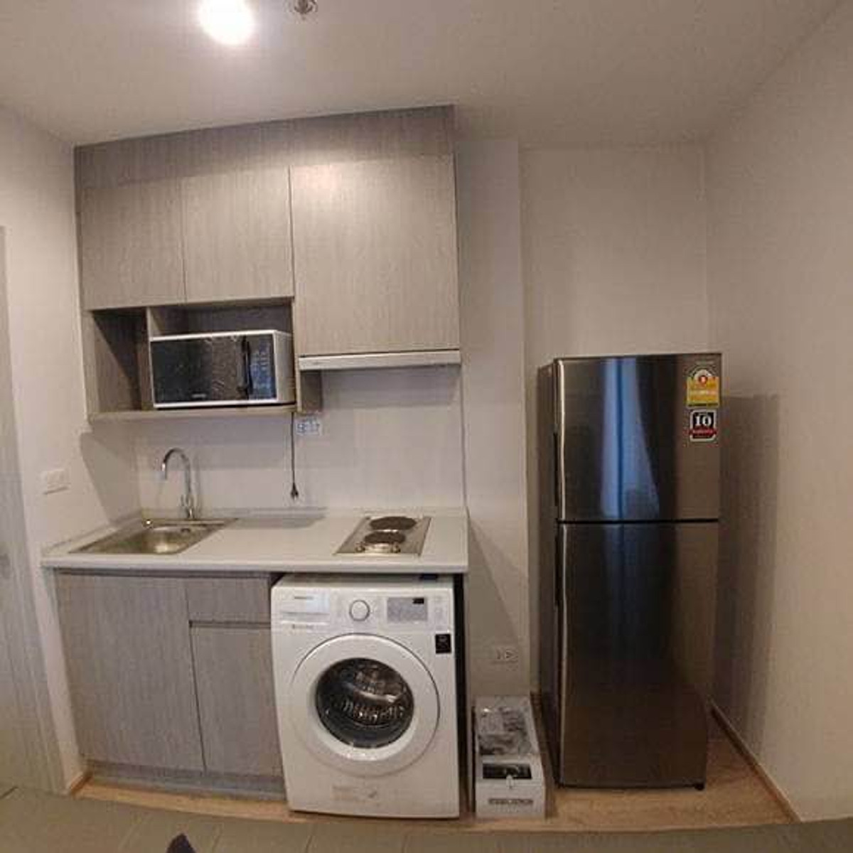 For RentCondoThaphra, Talat Phlu, Wutthakat : ⭐️ Ideo Sathorn - Thapra ⭐️2 bedrooms, 1 bathroom, Built-In furniture. Complete electrical appliances