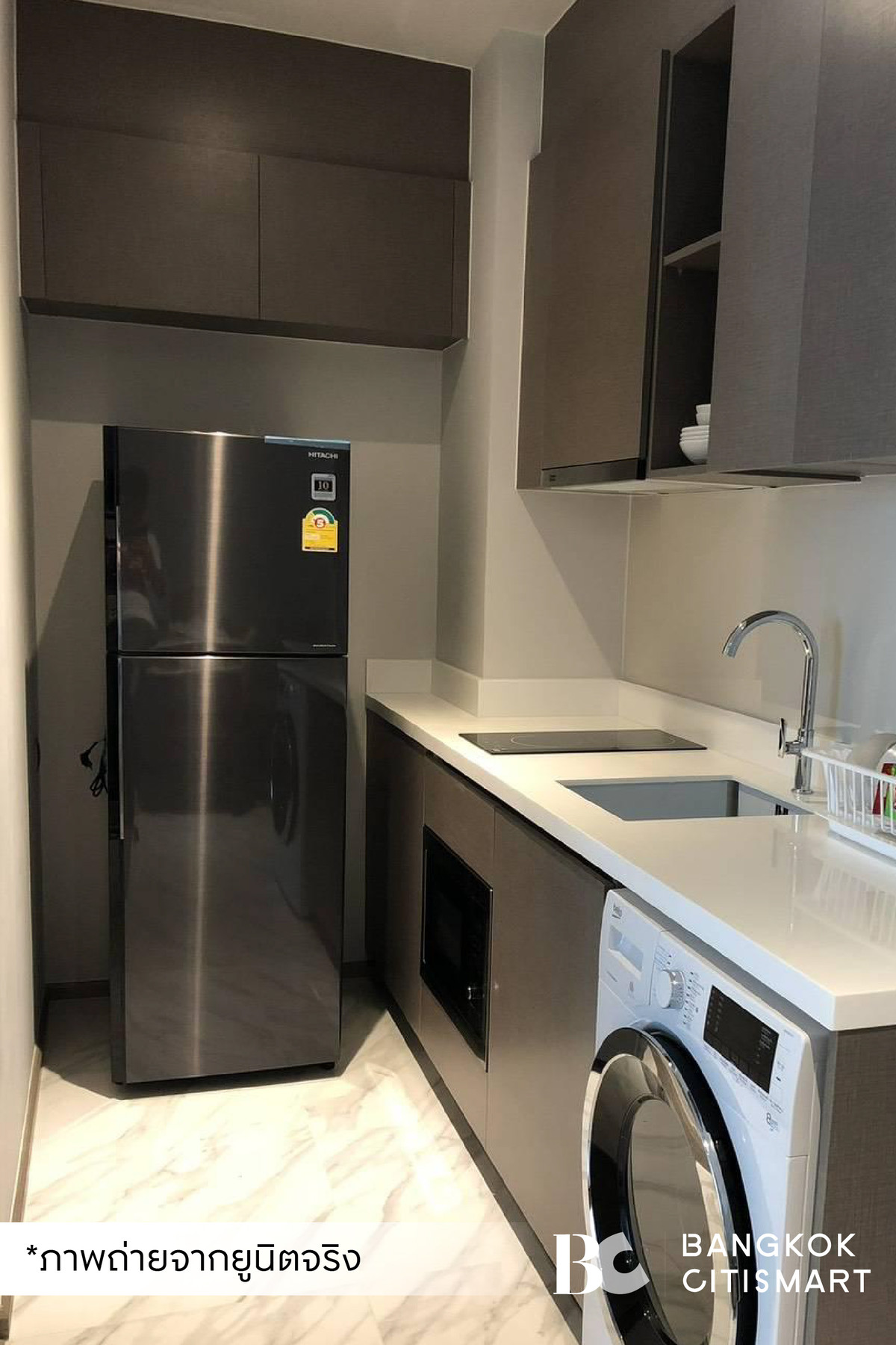 For RentCondoSukhumvit, Asoke, Thonglor : 🔥 Ready to move in RHYTHM Ekkamai (1 bedroom 35 sq.m.) Beautifully decorated room, doesnt block the view. Interested: 095-370-1451 (Kate)