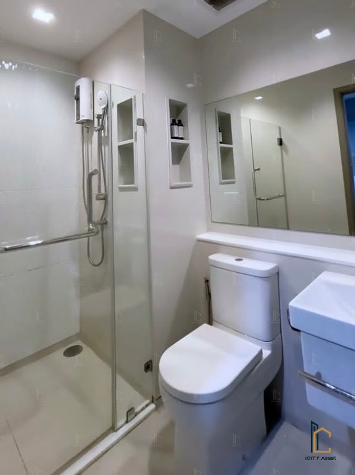 For SaleCondoRama9, Petchburi, RCA : 🔥🔥Best price!! Studio 3.58mb - Life Asoke - Rama 9 📞Call 090 919 9898