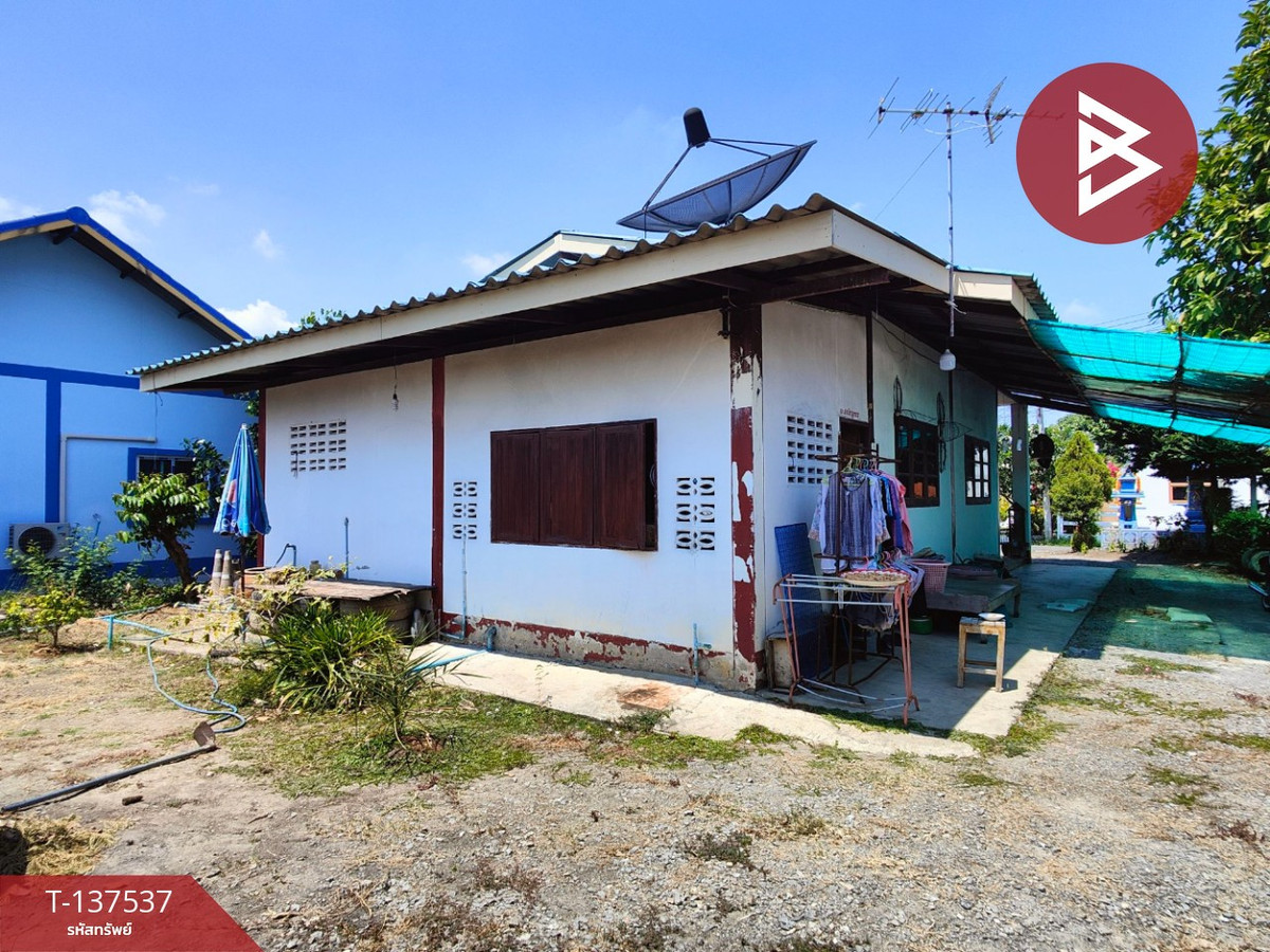 ขายบ้านนครปฐม : ขายบ้านเดี่ยวชั้นเดียว เนื้อที่ 1 งาน 14 ตารางวา นครปฐม ใกล้ศาลากลาง เดินทางสะดวก