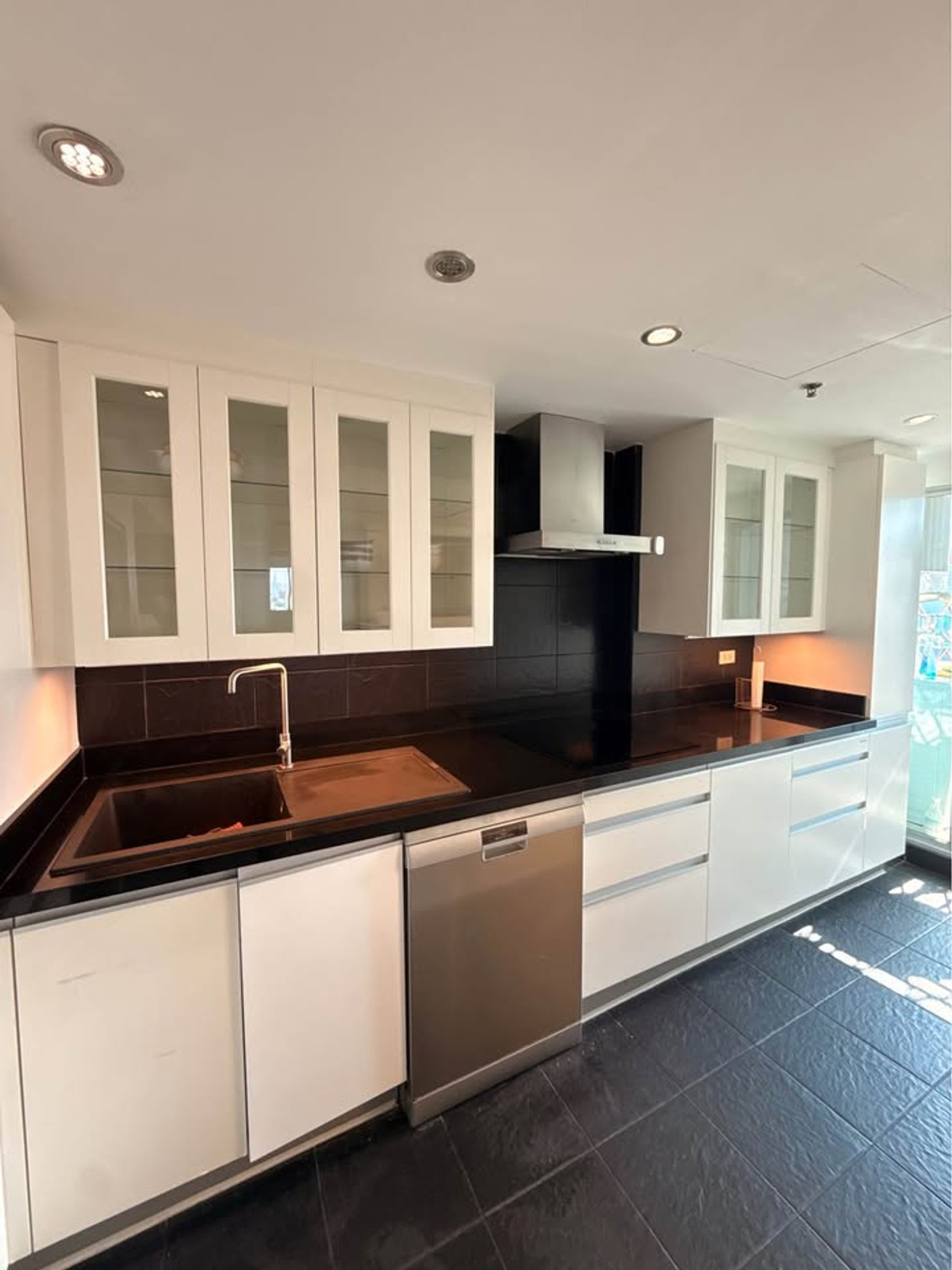 For RentCondoOnnut, Udomsuk : Condo for rent, 2 bedrooms, Lumpini Ville Sukhumvit 77 (On Nut Soi 3–5) (Rt-01)