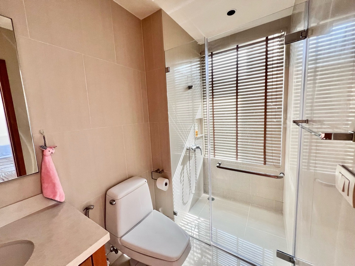 ขายคอนโดสุขุมวิท อโศก ทองหล่อ : 𝐅𝐨𝐫 Sale   : The Emporio Place 2Bed3Bath 102sqm high floor good price