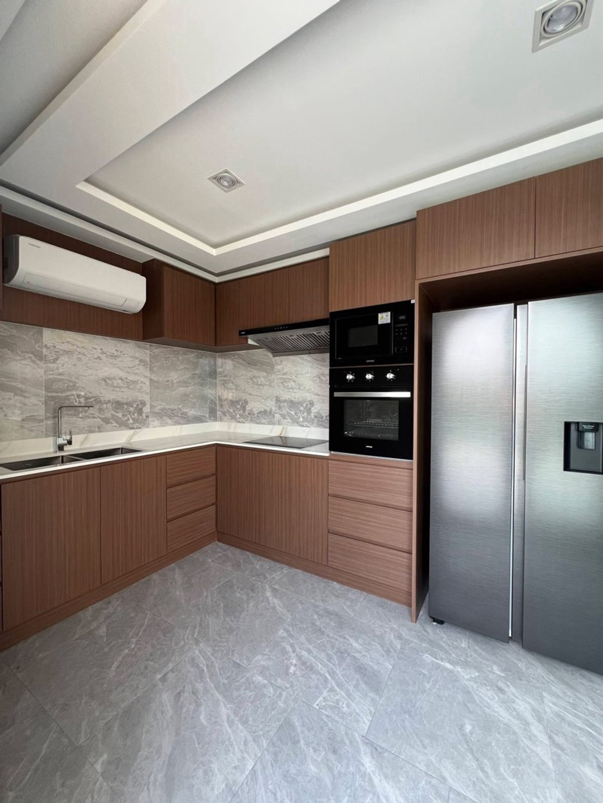 For SaleHousePattaya, Bangsaen, Chonburi : Luxury Pool Villa in Huai Yai Pattaya near Jomtien Beach, Fully Furnished with Private Pool and High Rental Yield 10.5% in EEC Growth Area  
