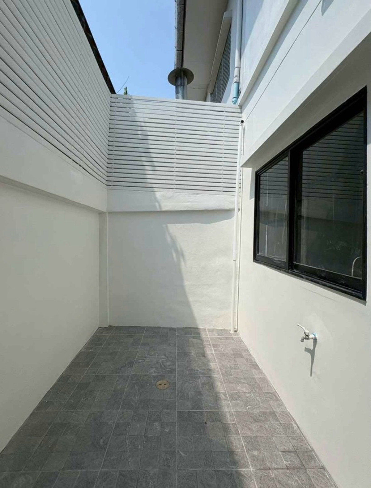 ขายทาวน์โฮมโชคชัย4 ลาดพร้าว71 : 🏡ทาวน์โฮม 2 ชั้นหมู่บ้านเกตุนุติการ์เด้น นาคนิวาส 38ขนาด 16 ตร.วา | 2 ห้องนอน 2 ห้องน้ำ | จอดรถ 1 คัน🚗